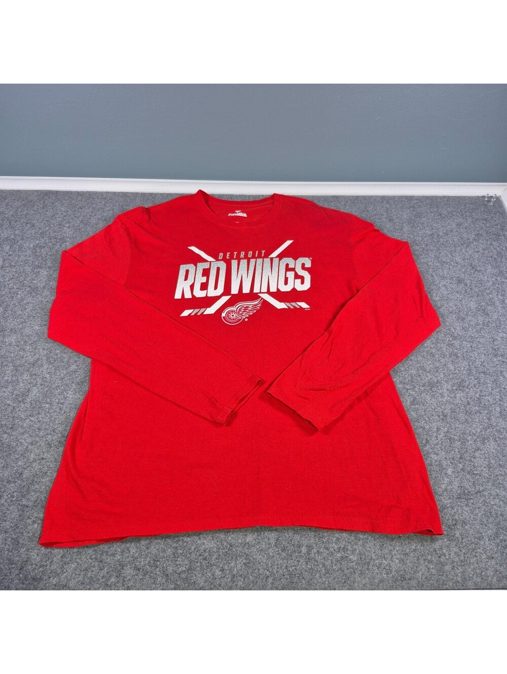 Men’s XL Large Detroit Red Wing Hockey Long Sleeve T Shirt Fanatics Graphic